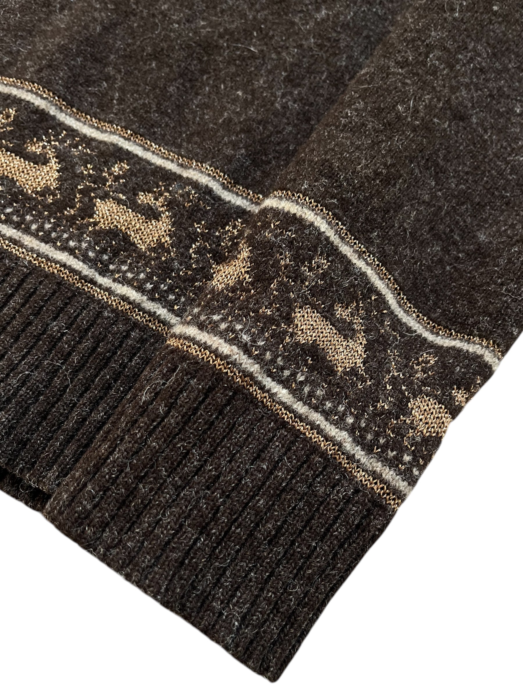 Number (N)ine AW02 Nowhere Man reindeer wool knit sweater, detailed knit pattern, featuring reindeer design in natural wool fibers.