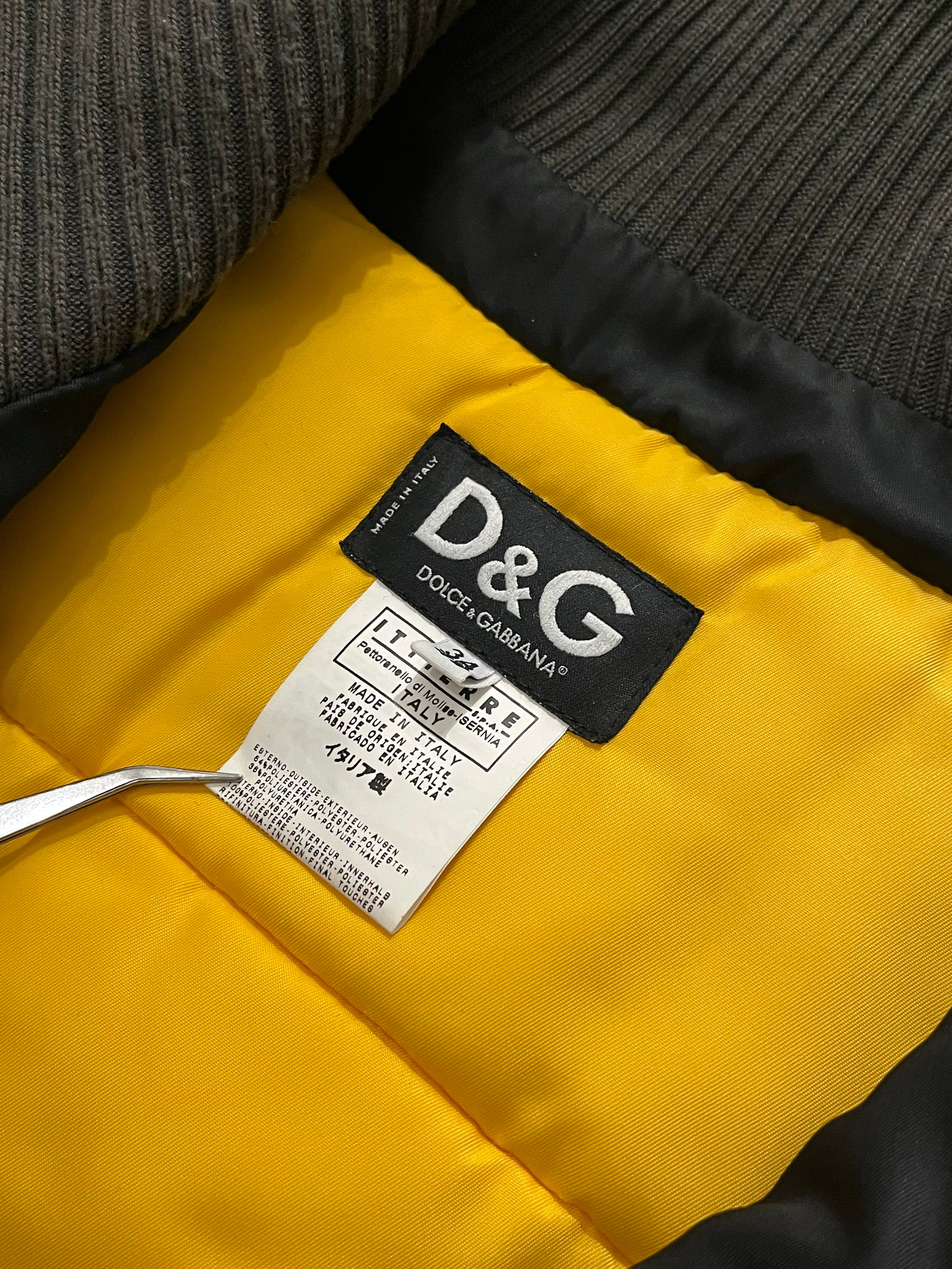 Dolce & Gabbana FW03 Hunter multi-zip jacket with stylish design, featuring multiple zippers and a modern silhouette.