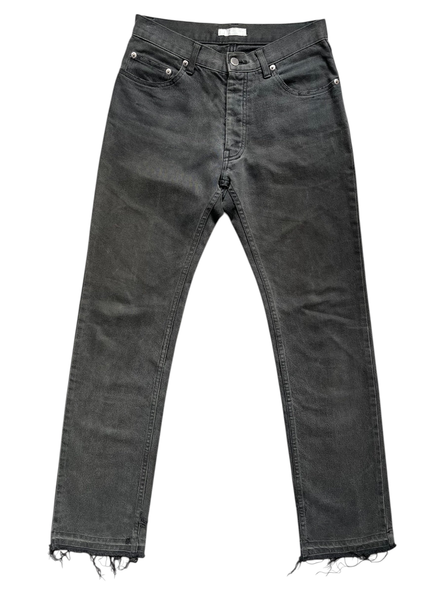 Number (N)ine AW01 "Standards" grey faded denim pants with a relaxed fit and classic five-pocket design.