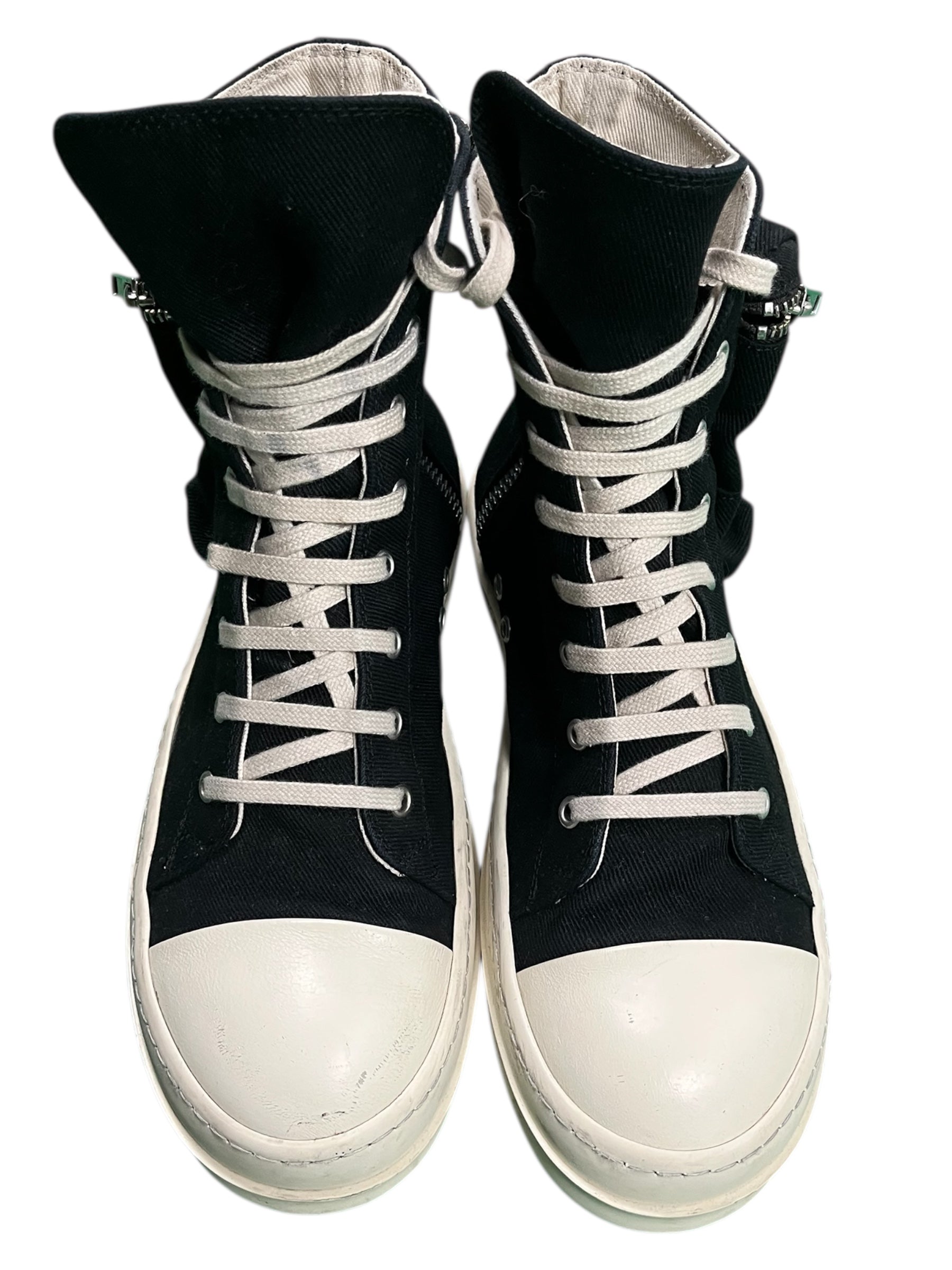 Rick Owens SS22 DRKSHDW Cargo Ramone sneakers, black high-top shoes with cargo-style details and rugged design.