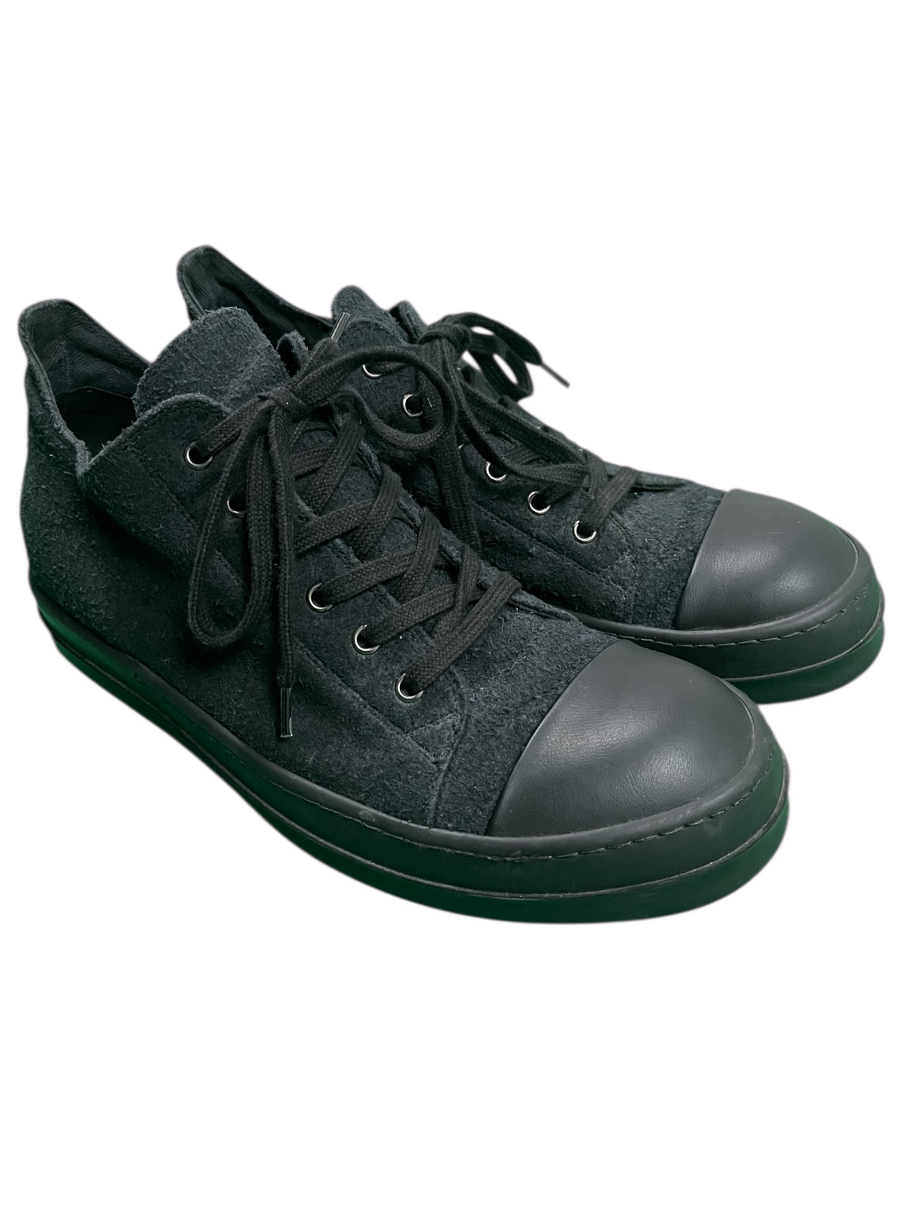 Rick Owens FW22 DRKSHDW Shaggy Cotton Ramone low top sneakers showing beige shaggy cotton uppers and casual sneaker design.
