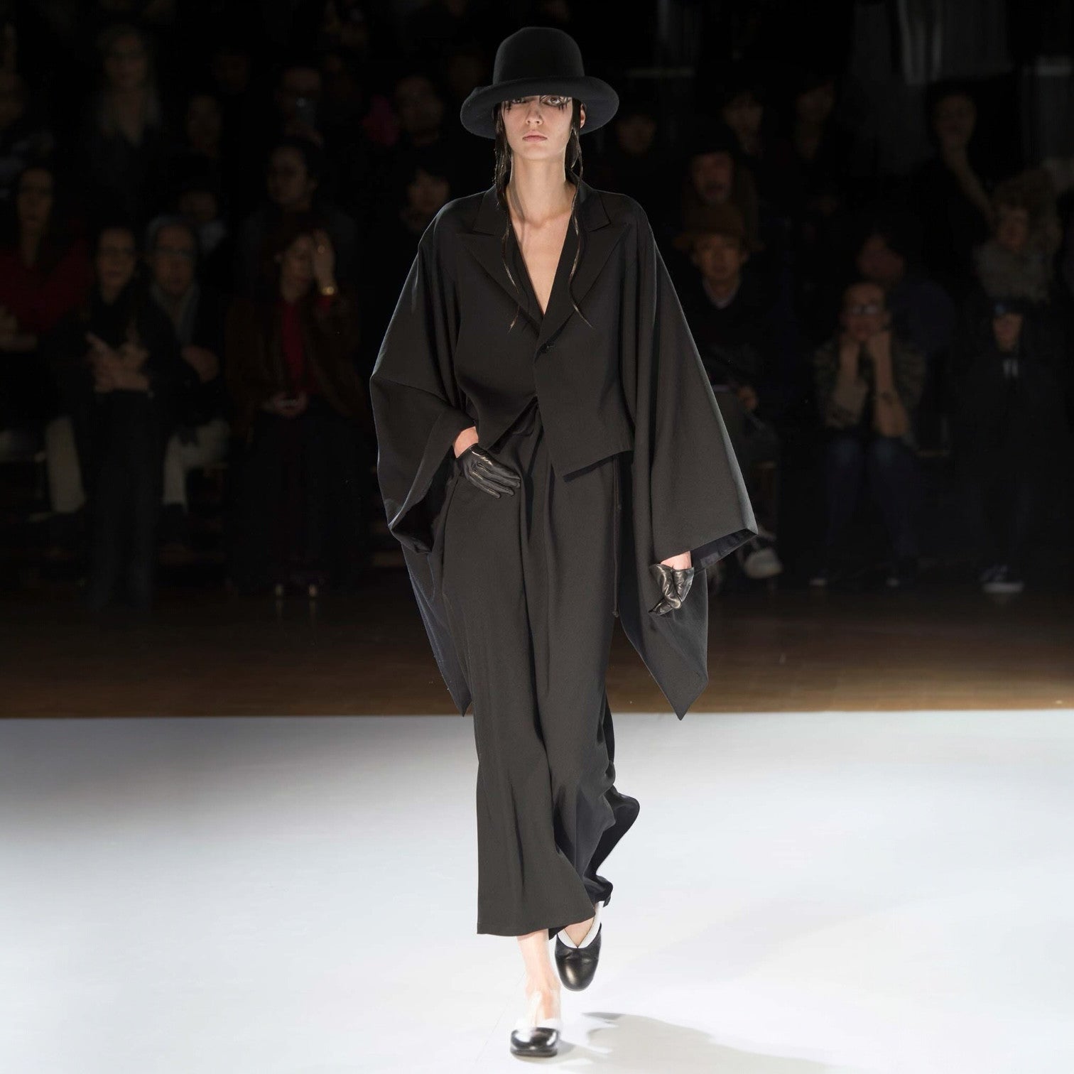 Yohji Yamamoto AW15 runway kimono-sleeves blazer jacket with a sleek, modern design and structured fit, shown on a model.